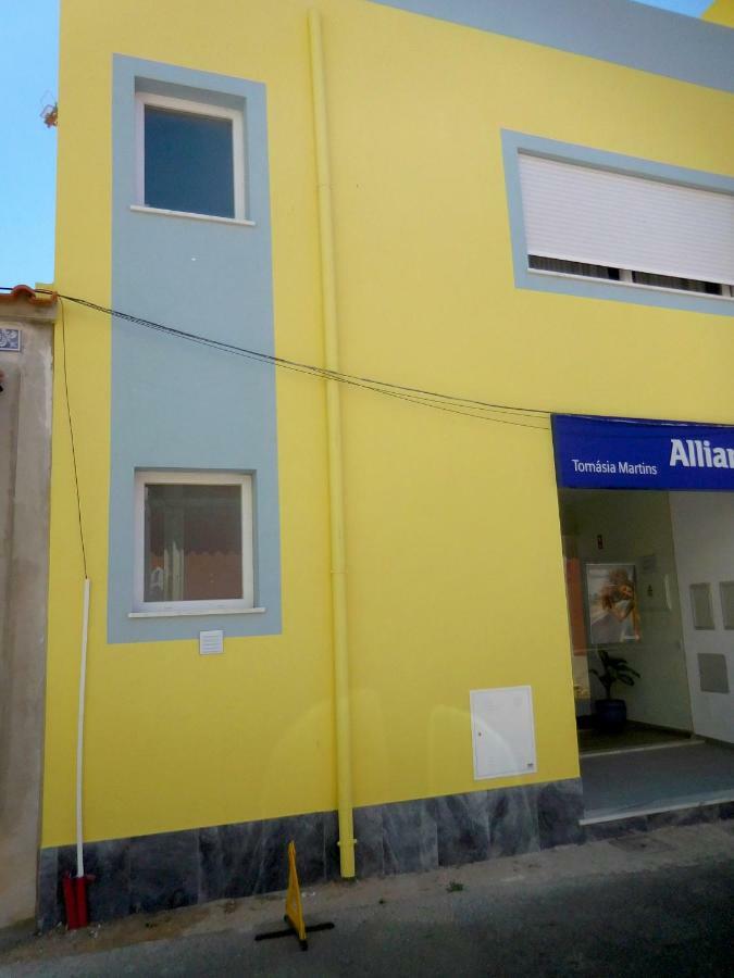 Villa Casa Amarela By Umbral Pêra Exterior foto